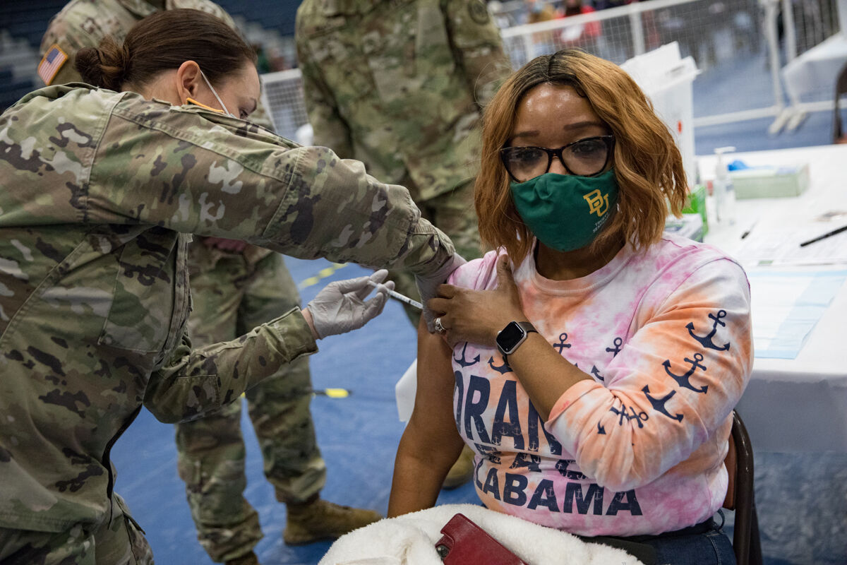 Abrams Vaccine_008_Blair Dupre.jpg